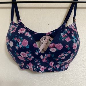 Bra Incredible By Victoria’s Secret, Padded No-Wire, Size: 32D